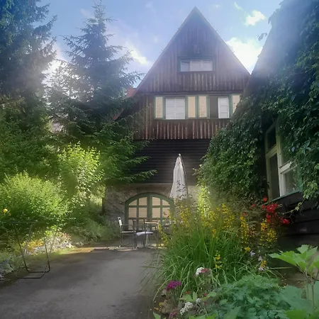 Πανσιόν Gorska Perla Goscinne *